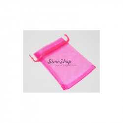 Saculet din organza fuchsia...